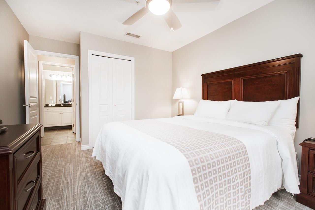 Canterra Suites Hotel Edmonton Esterno foto