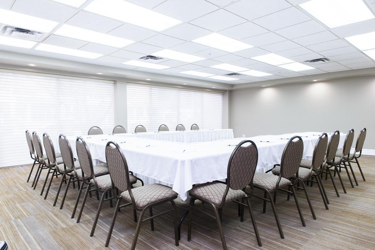 Canterra Suites Hotel Edmonton Esterno foto