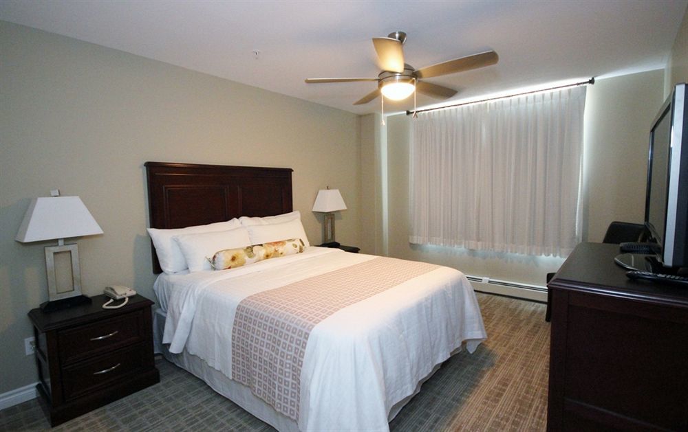 Canterra Suites Hotel Edmonton Esterno foto